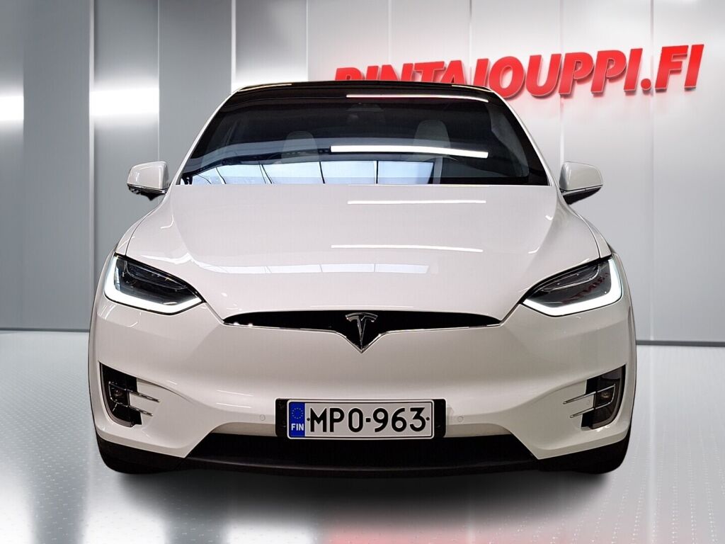 Tesla Model X 2018 Valkoinen