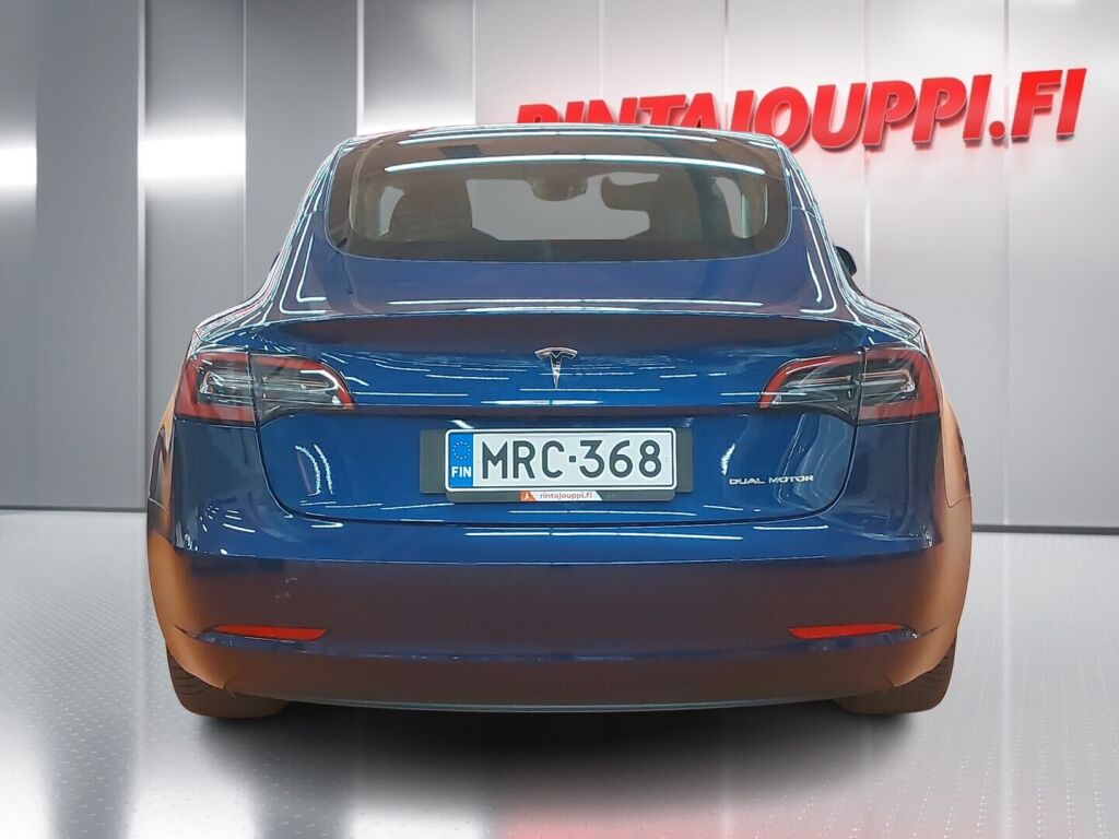 Tesla Model 3 2023 Sininen