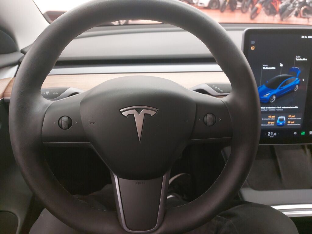 Tesla Model 3 2023 Sininen