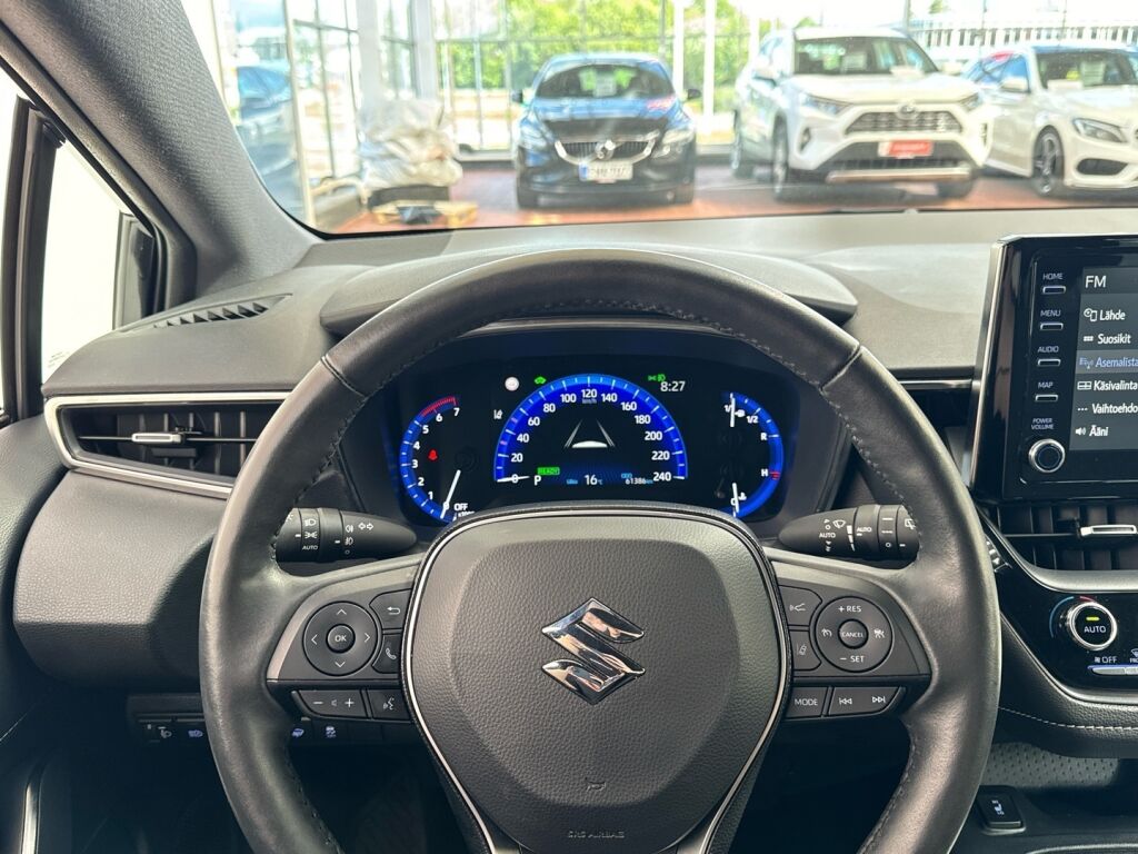 Suzuki Swace 2022 Musta