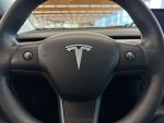 Tesla Model Y 2021 Valkoinen