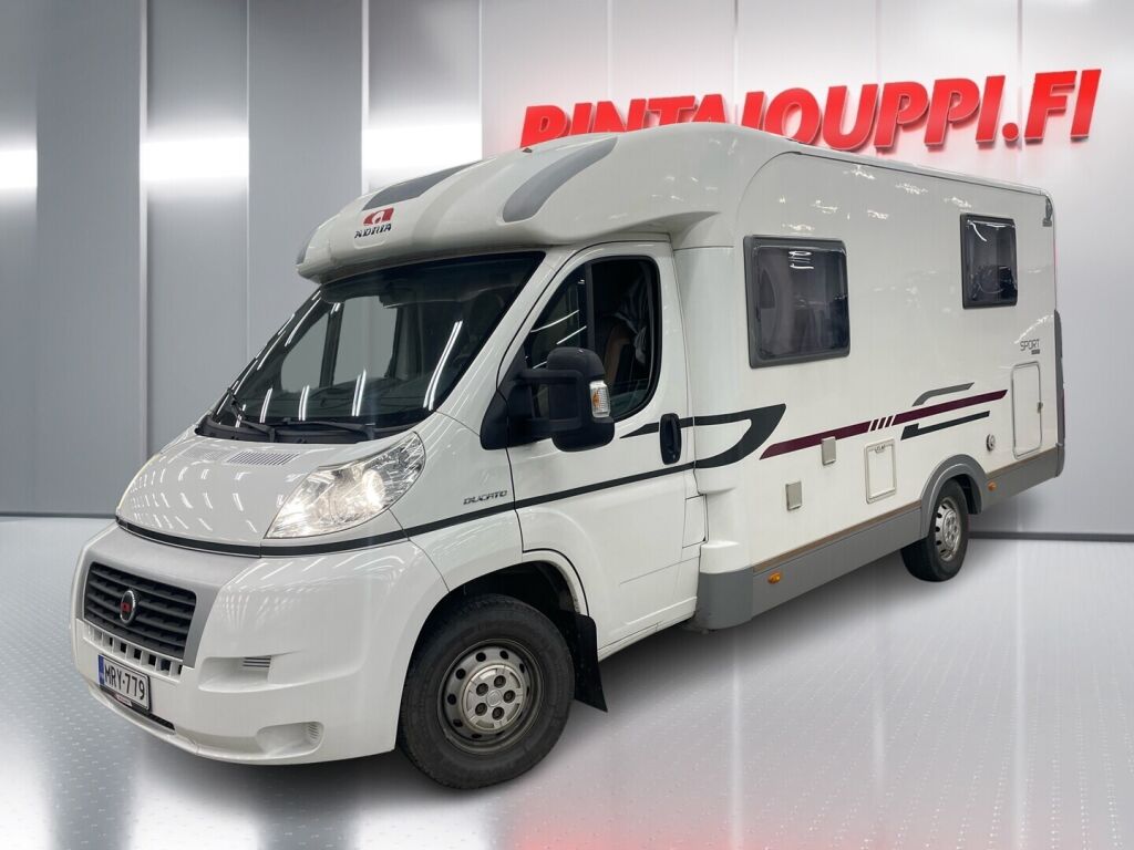 Adria Sport 577 SC 2011 Valkoinen