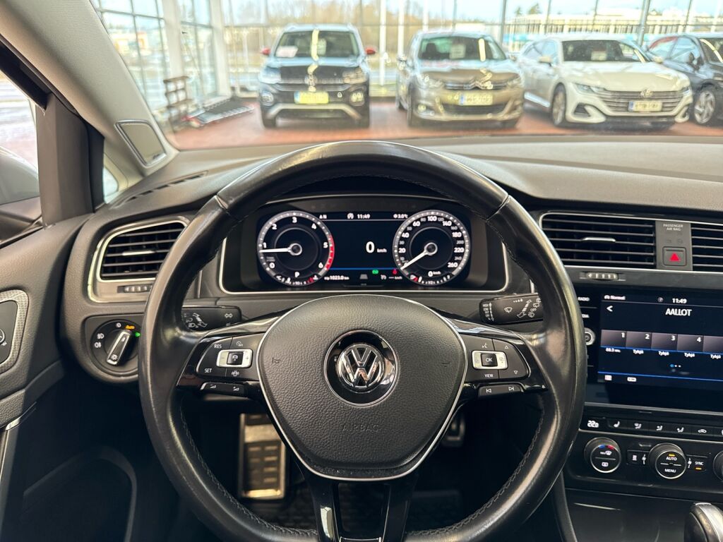 Volkswagen Golf 2020 Harmaa