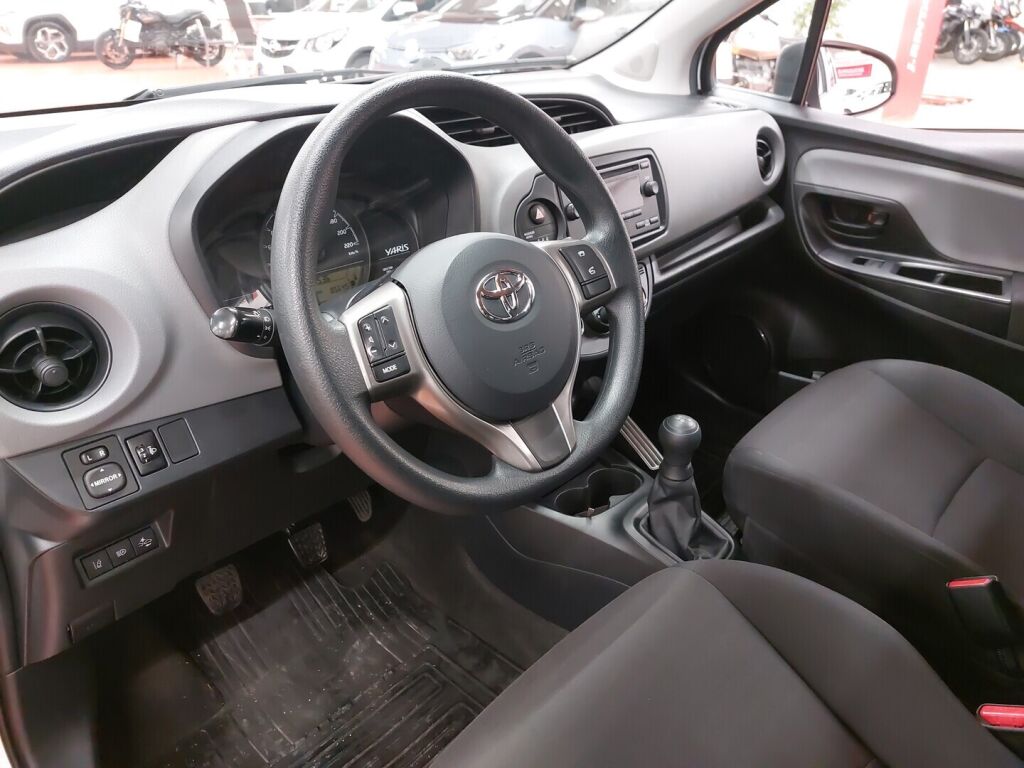 Toyota Yaris 2019 Valkoinen