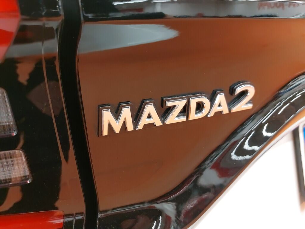 Mazda Mazda2 Hybrid 2022 Valkoinen