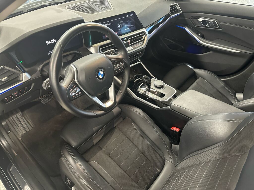 BMW 320 2019 Musta