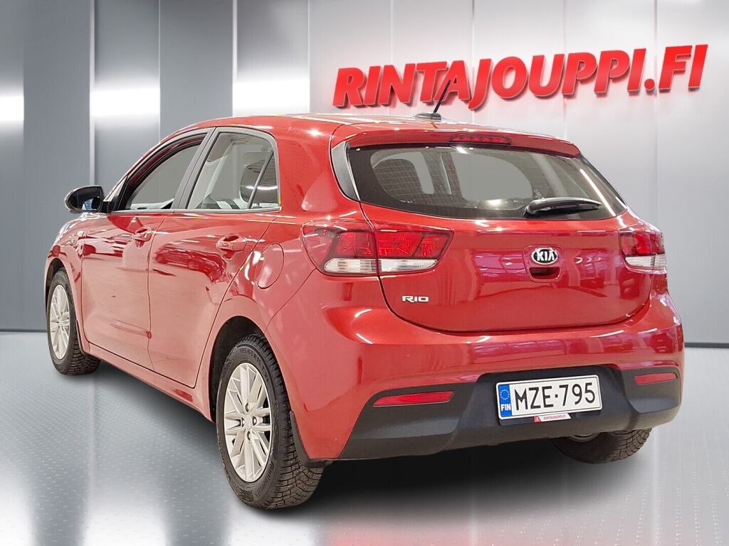 Kia Rio 2021 Punainen