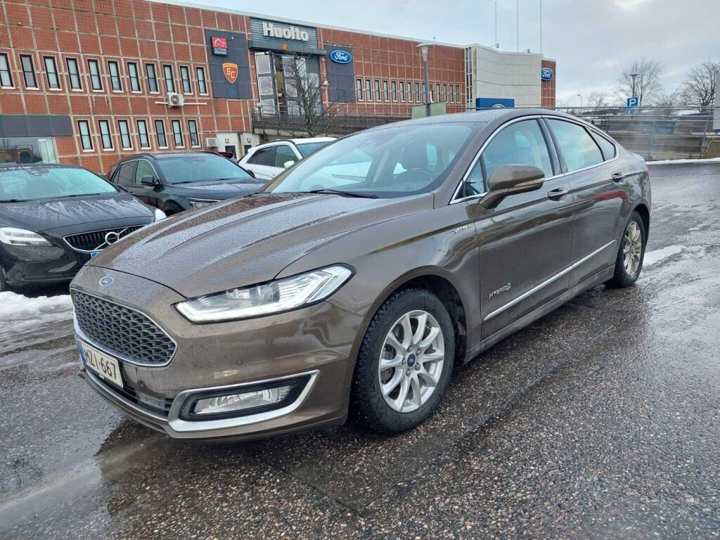 Ford Mondeo Vignale 2016 Sininen