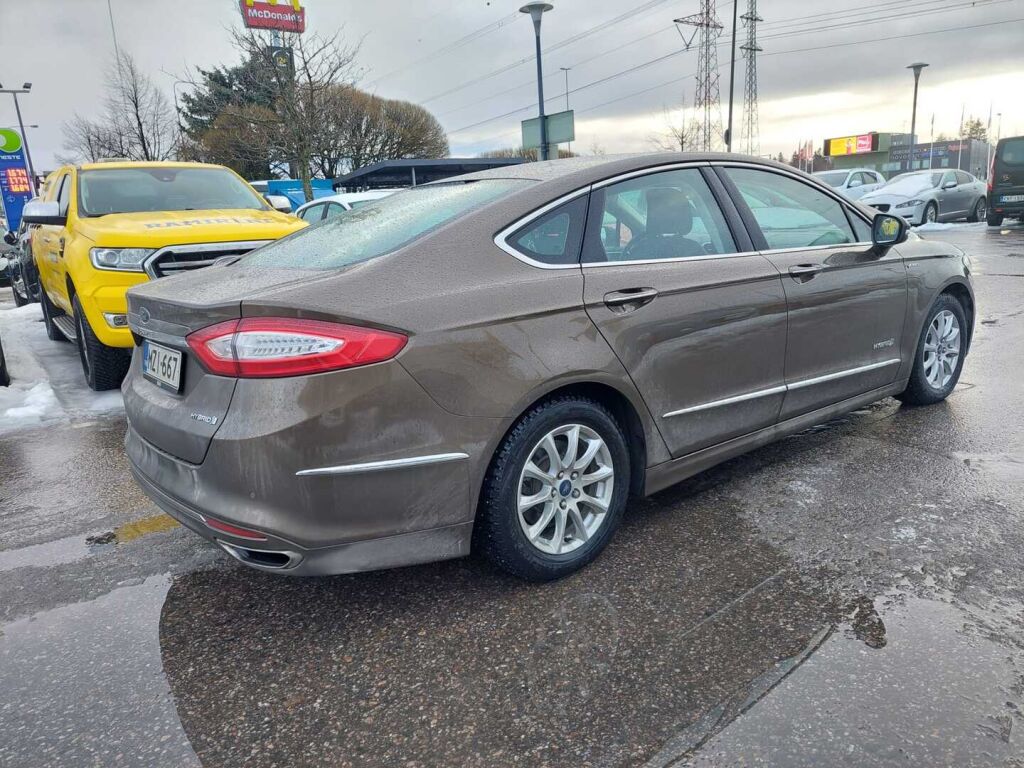 Ford Mondeo Vignale 2016 Sininen