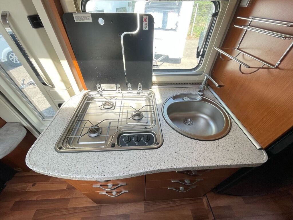 Hymer Starline B 595 2013 Valkoinen