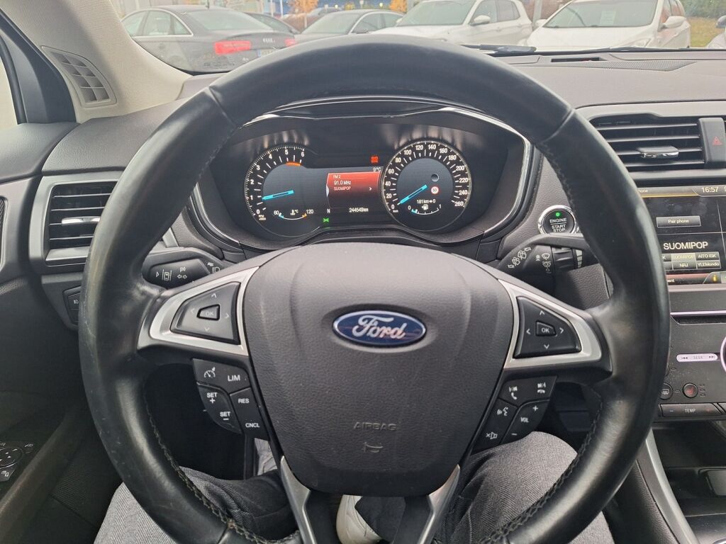 Ford Mondeo 2016 Valkoinen