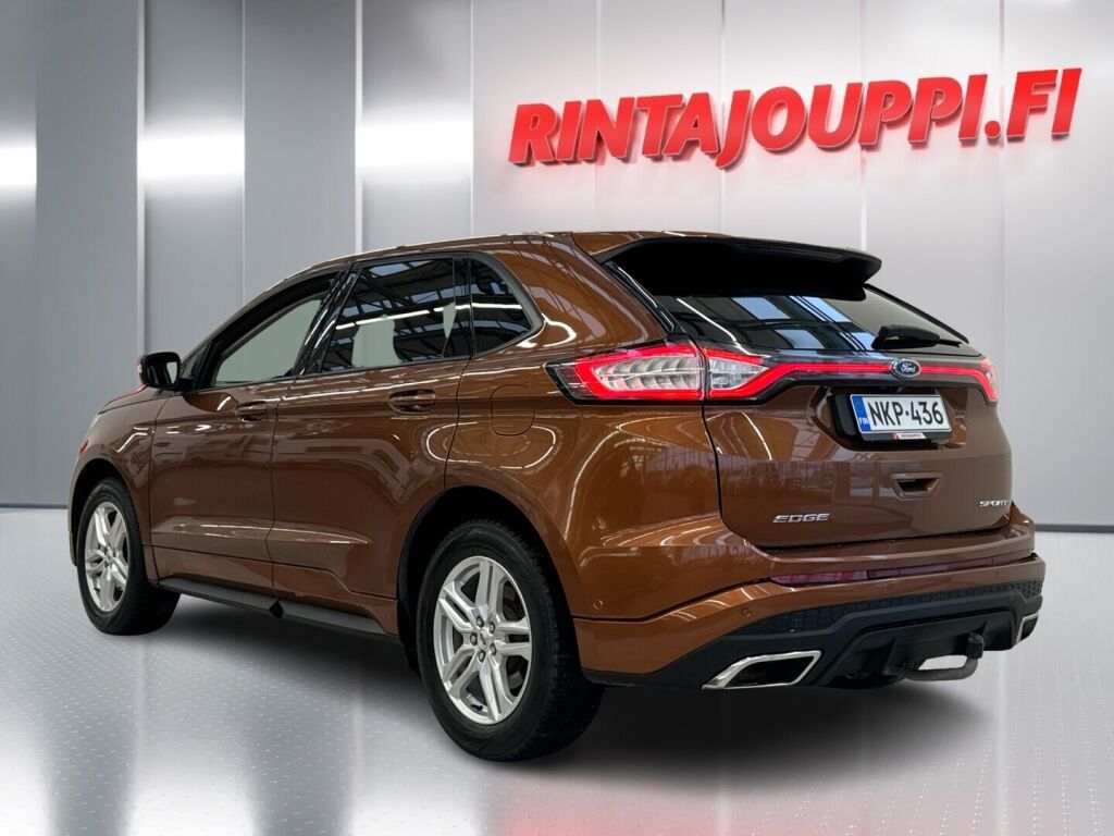 Ford Edge 2018 Punainen