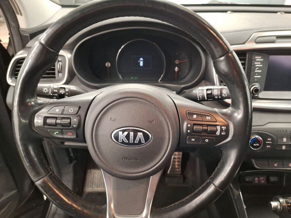 Kia Sorento 2017 Musta