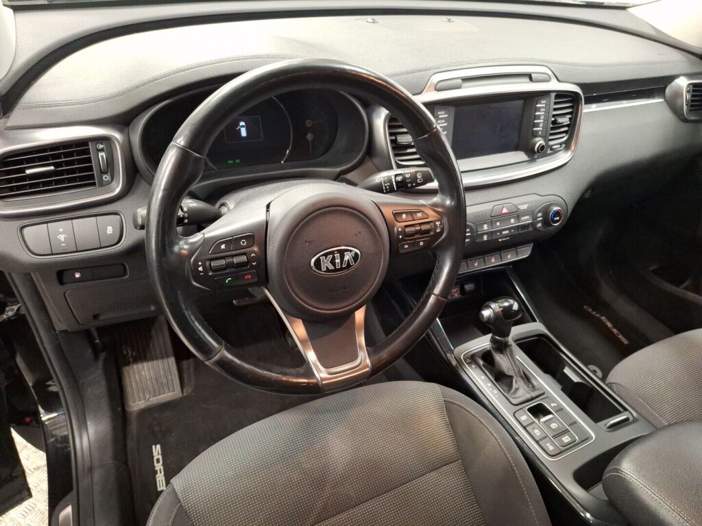 Kia Sorento 2017 Musta