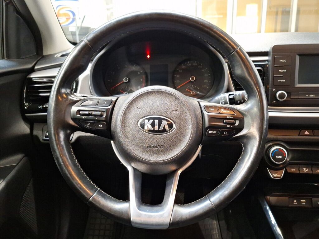 Kia Rio 2017 Ruskea (beige)