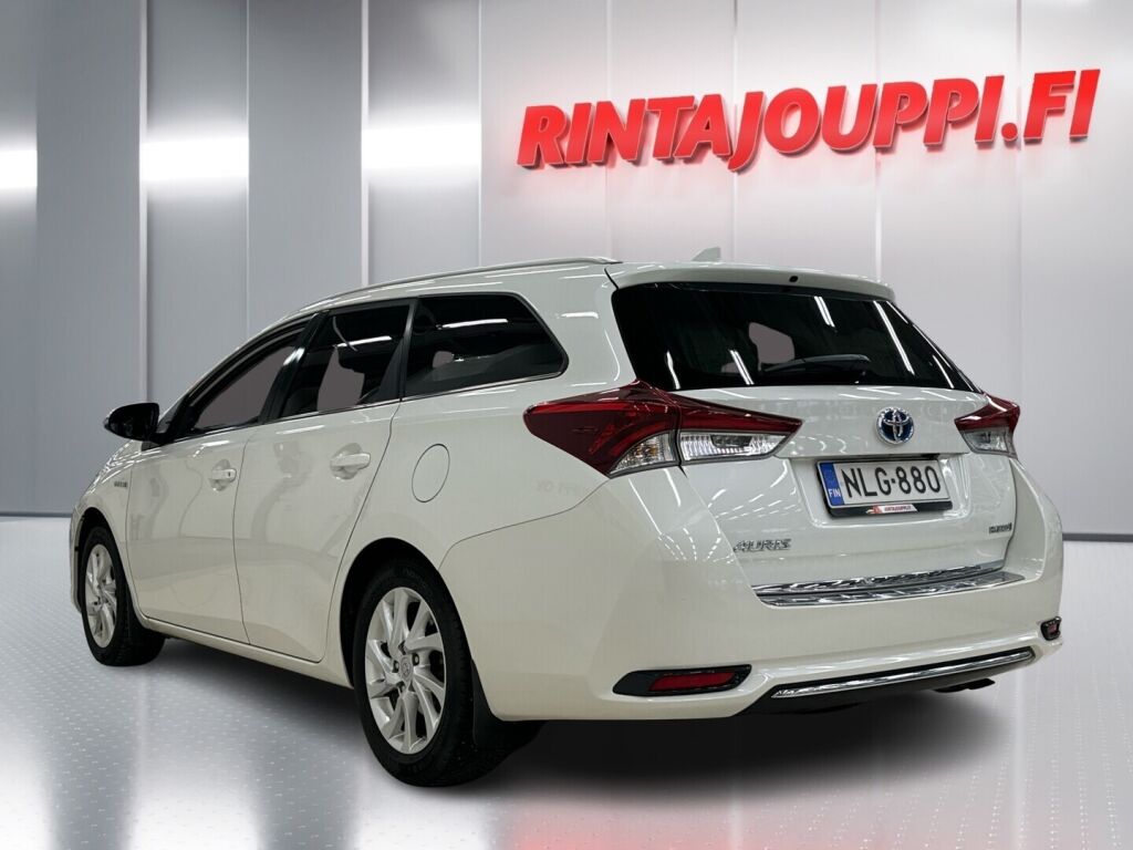 Toyota Auris 2018 Valkoinen