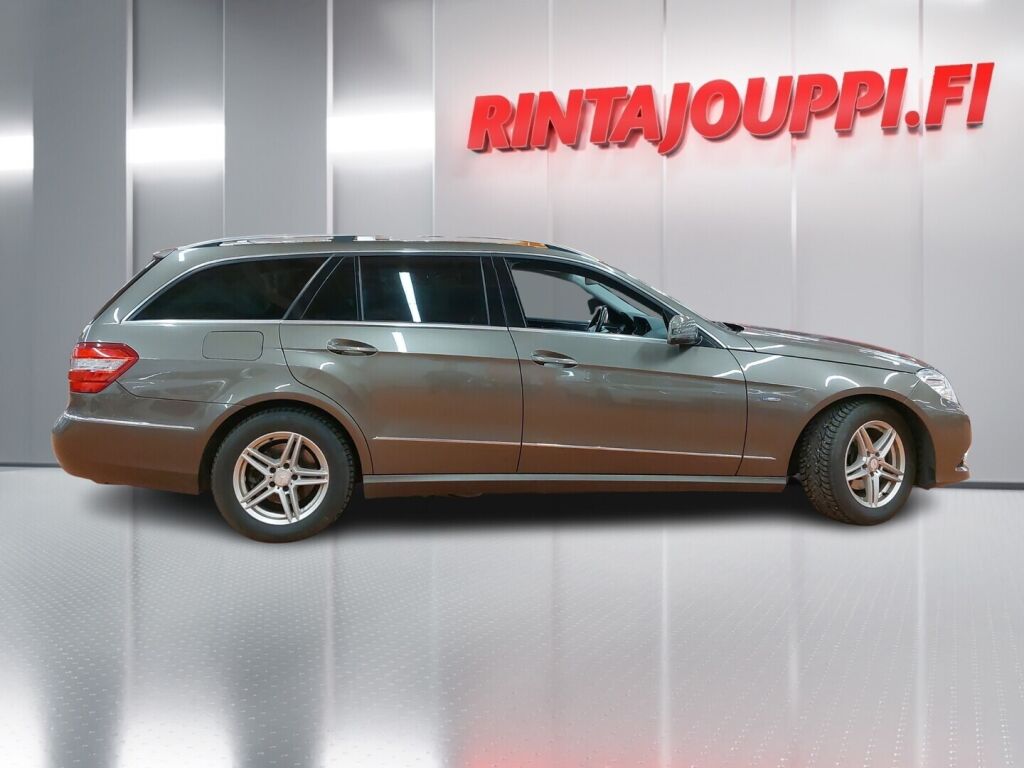 Mercedes-Benz E 2010 Hopea