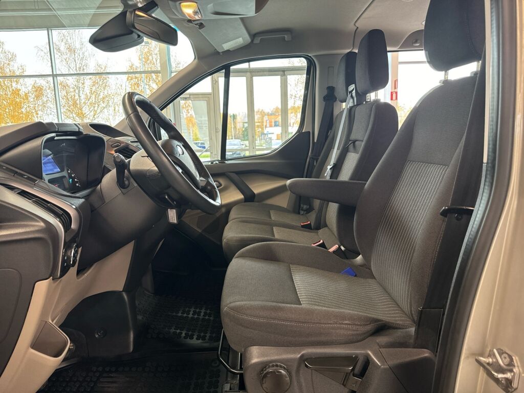 Ford Tourneo Custom 2013 Ruskea (beige)