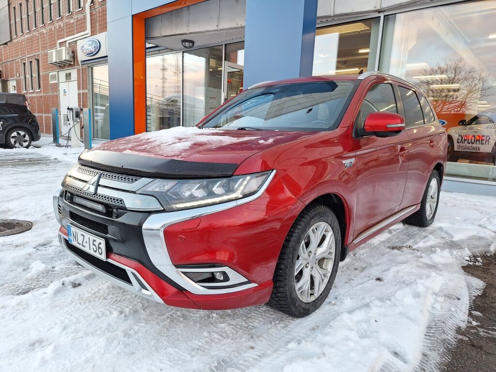 Mitsubishi Outlander PHEV 2020 Punainen