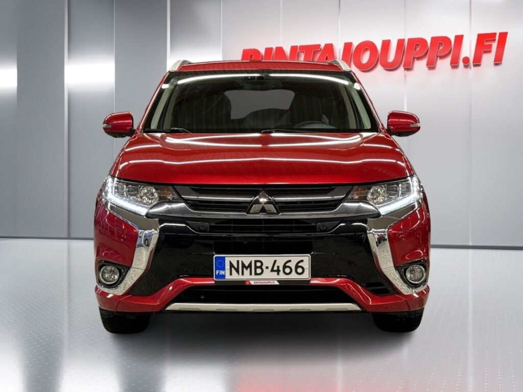 Mitsubishi Outlander PHEV 2016 Punainen