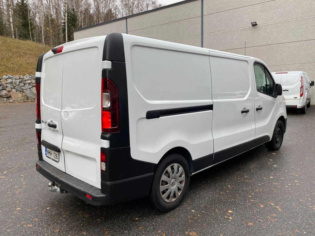 Renault Trafic 2021 Valkoinen