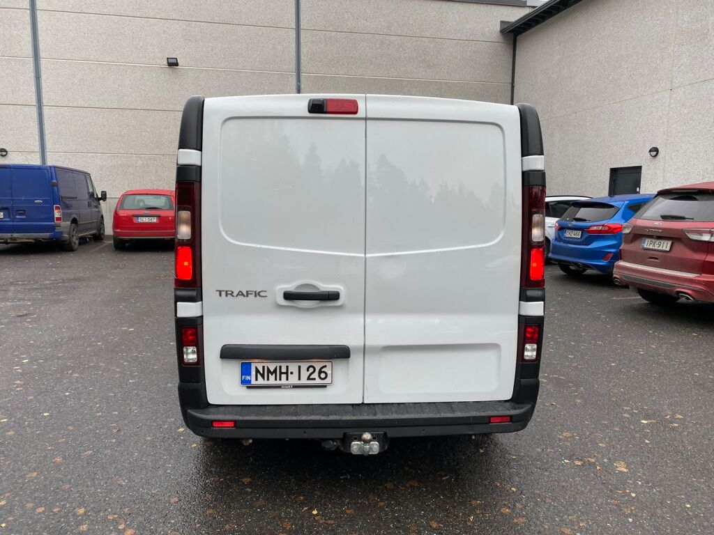 Renault Trafic 2021 Valkoinen