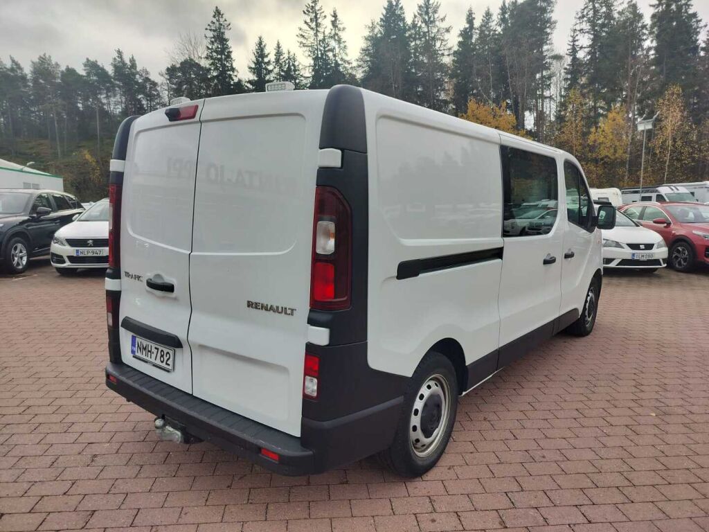 Renault Trafic 2021 Valkoinen