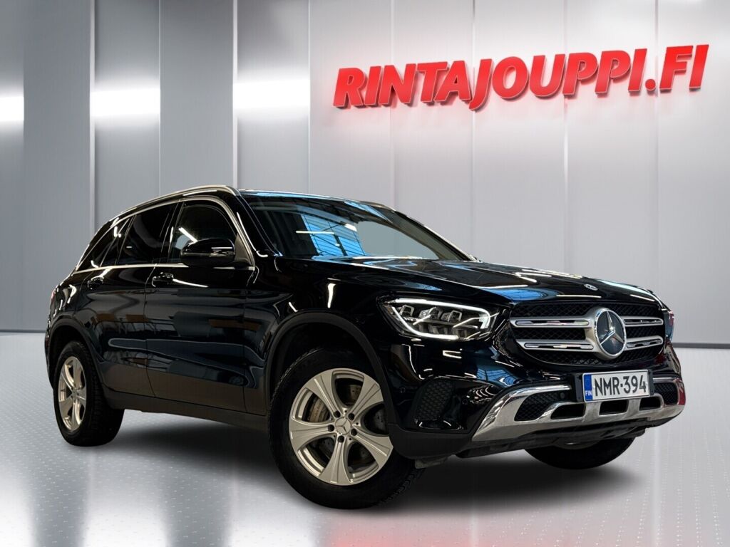 Mercedes-Benz GLC 2022 Musta