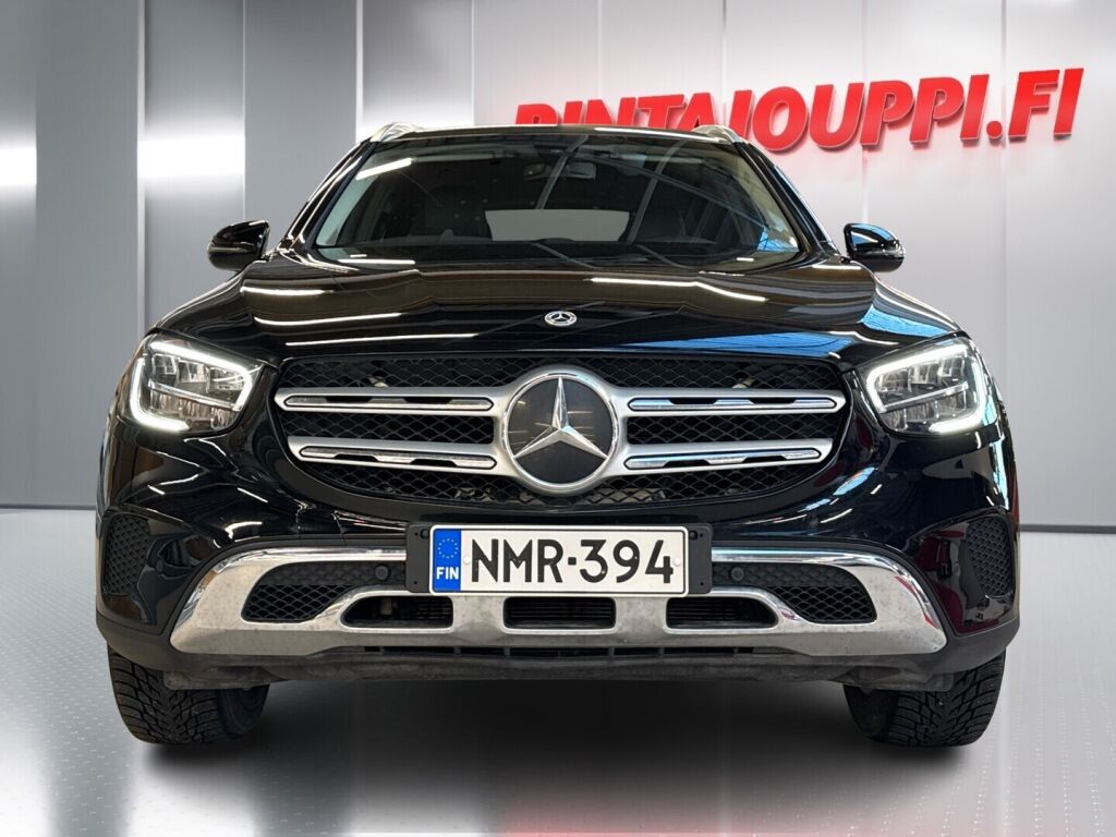 Mercedes-Benz GLC 2022 Musta