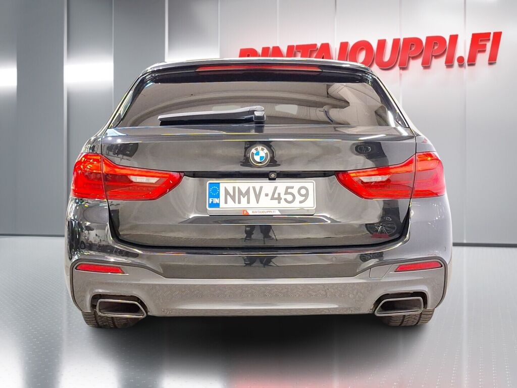 BMW 550 2018 Musta