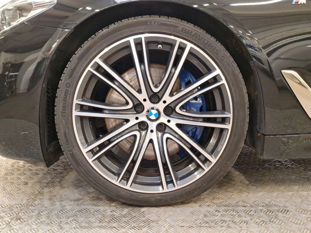 BMW M550D 2018 Musta