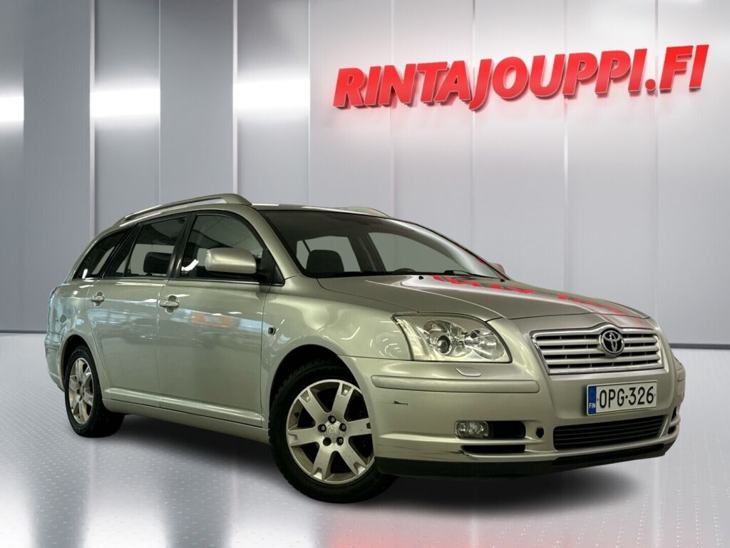 Toyota Avensis 2004 Hopea