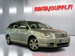 Toyota Avensis 2004 Hopea