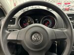 Volkswagen Golf 2010 Musta