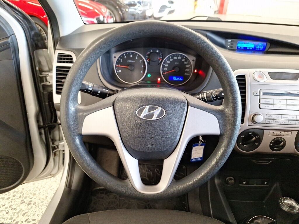 Hyundai i20 2012 Hopea