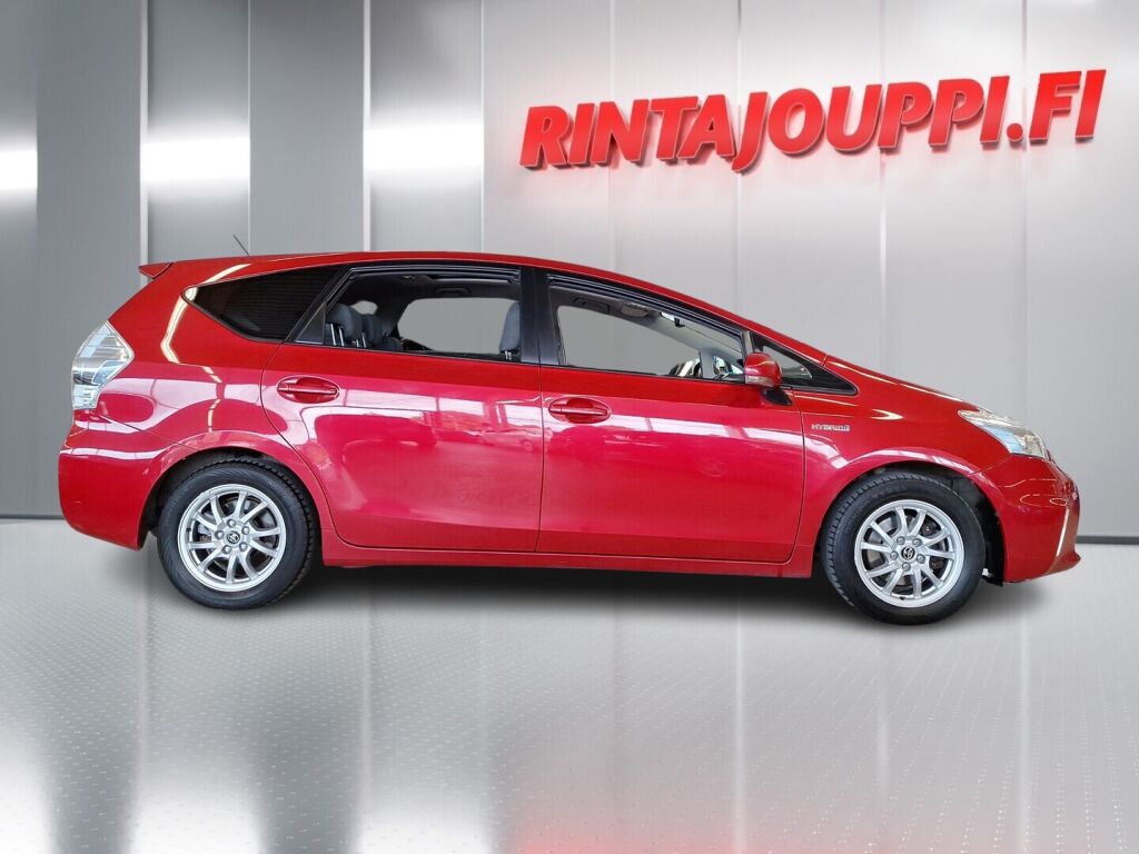 Toyota Prius+ 2013 Punainen