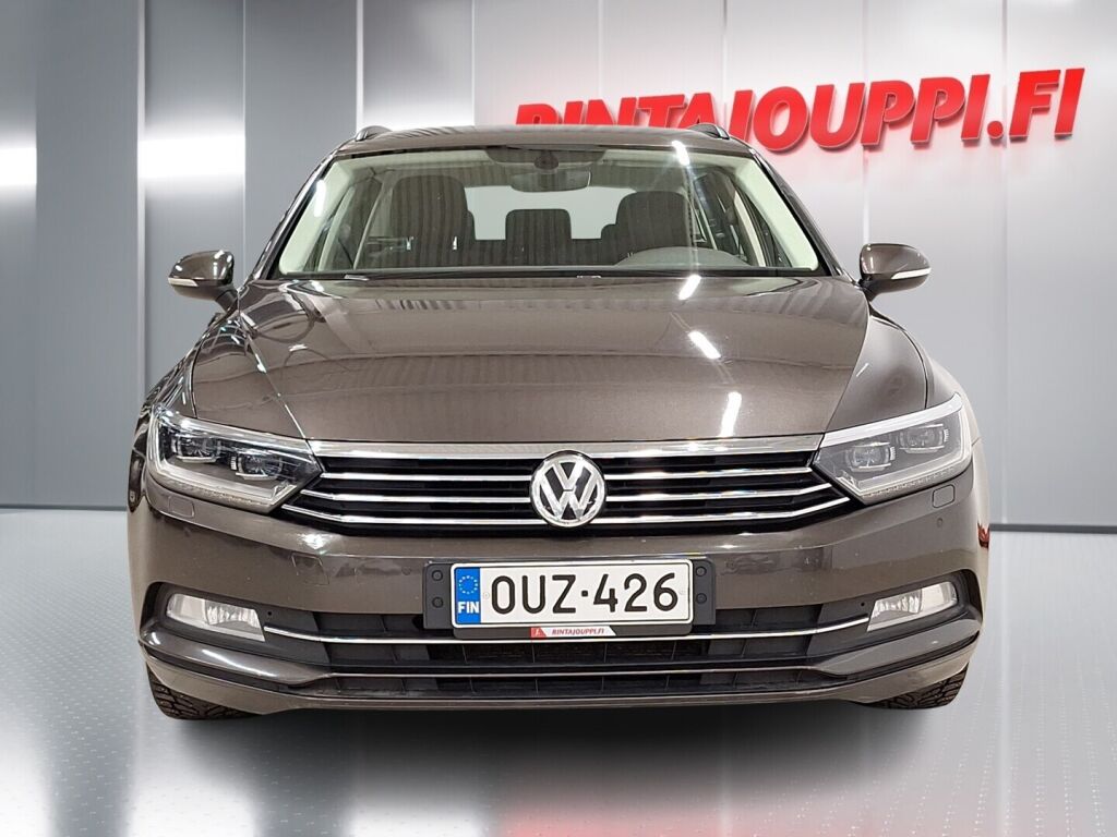 Volkswagen Passat 2015 Ruskea (beige)