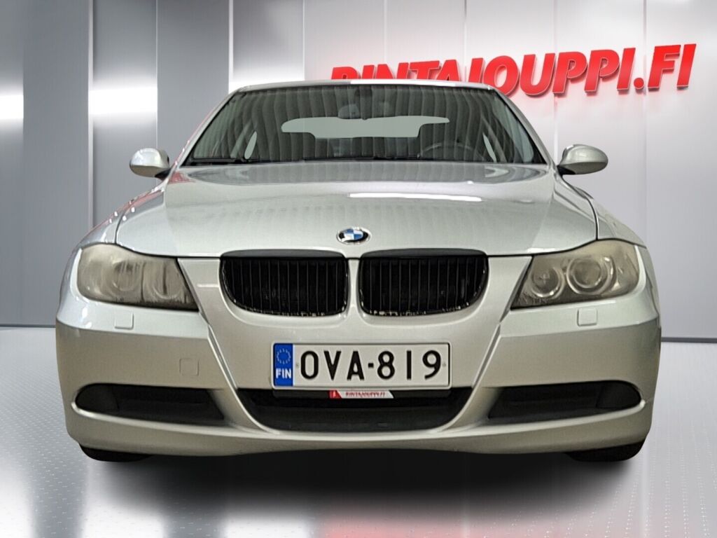 BMW 318 2005 Harmaa