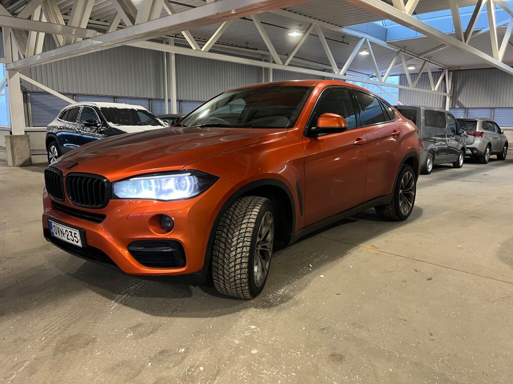 BMW X6 2015 Oranssi