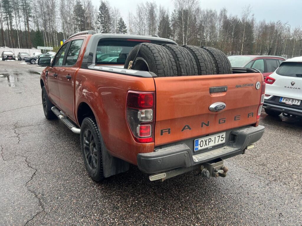 Ford Ranger 2014 Oranssi