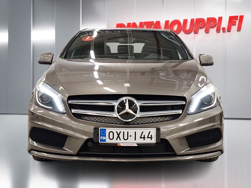 Mercedes-Benz A 2014 Harmaa