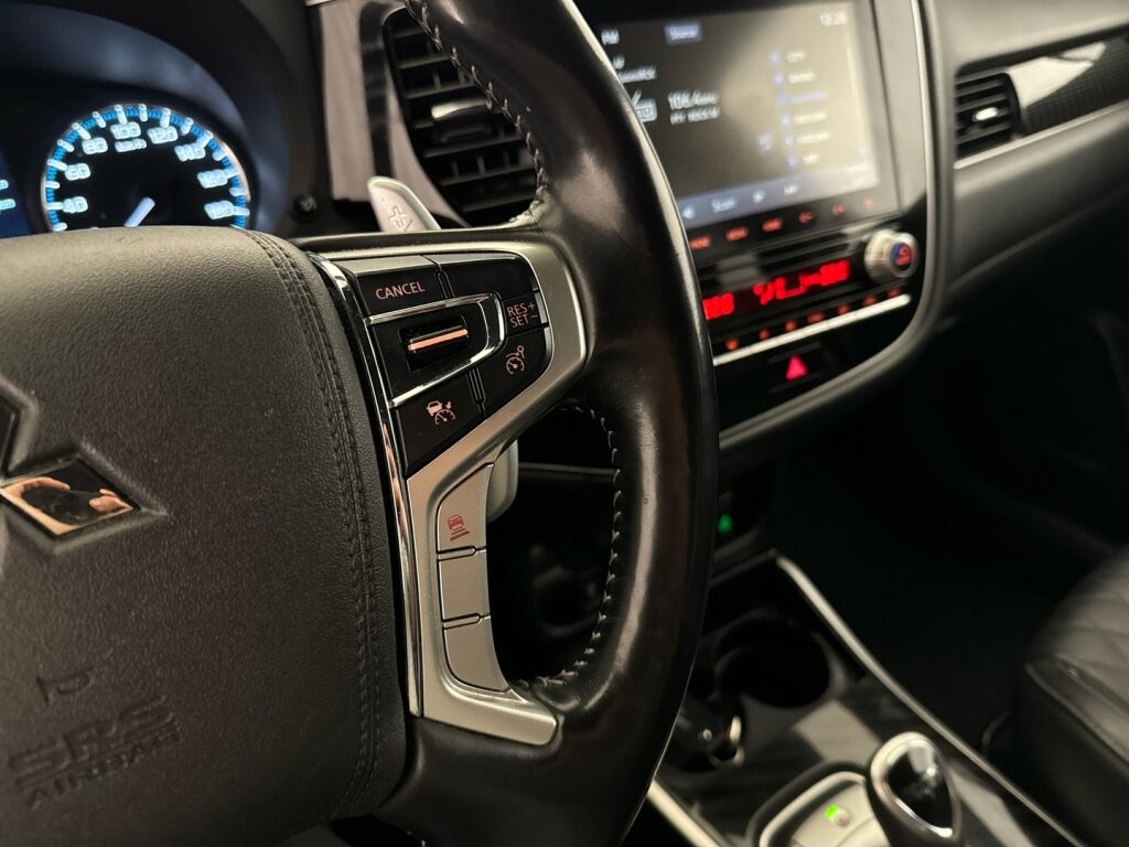 Mitsubishi Outlander PHEV 2020 Valkoinen