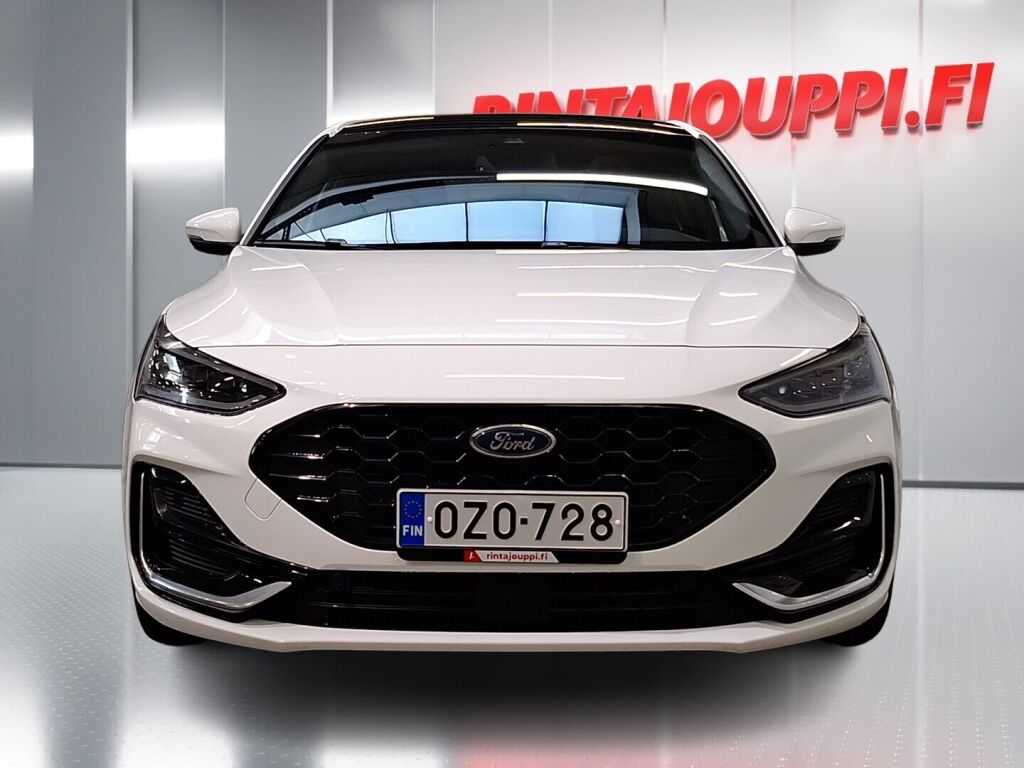 Ford Focus 2023 Valkoinen