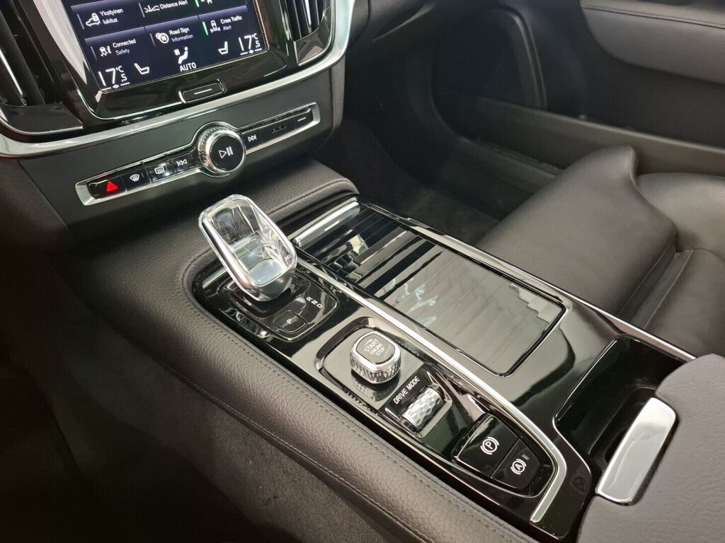 Volvo S90 2021 