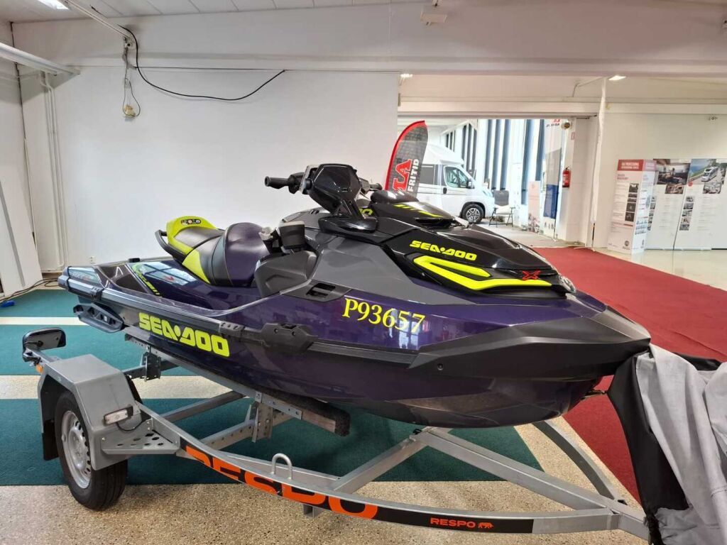 Sea-doo RXT-X 300 RS 2021 Violetti