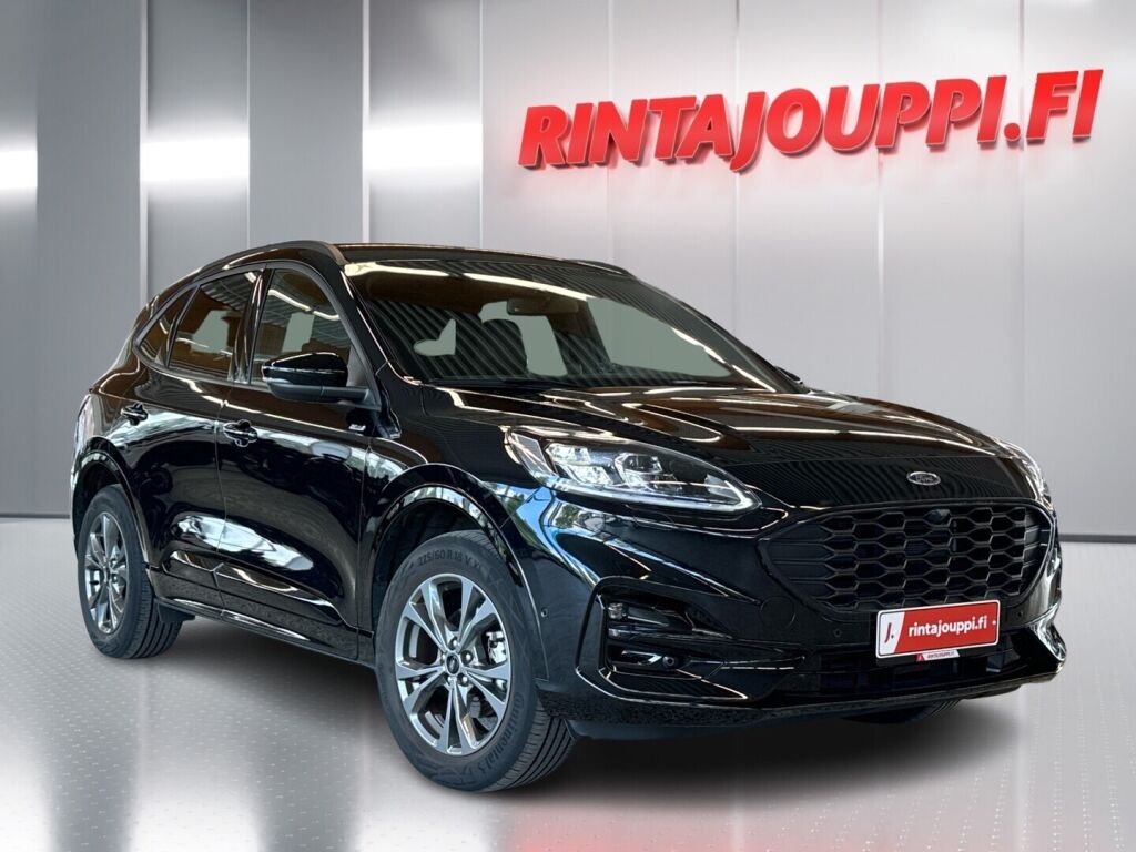 Ford Kuga 2023 Musta