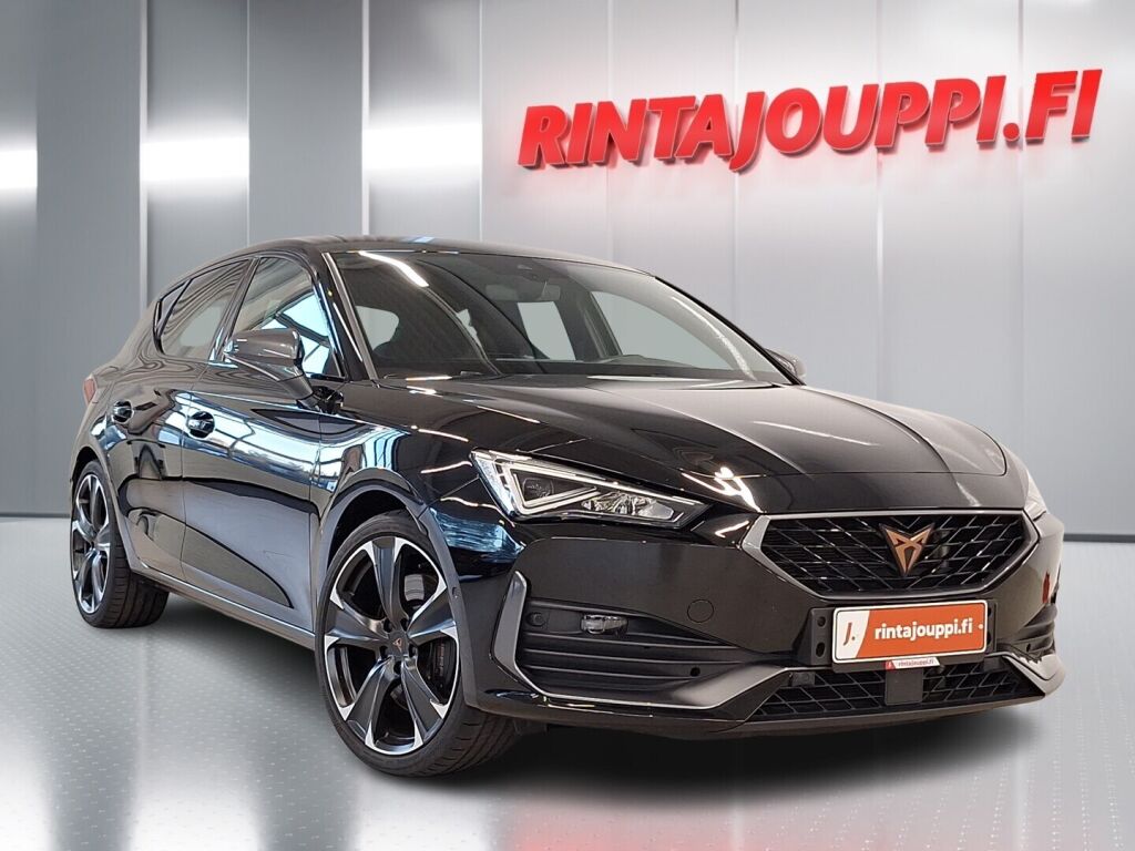 Cupra Leon 2022 Musta