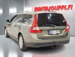 Volvo V70 2008 Vihreä