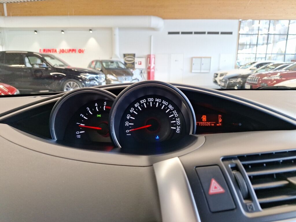 Toyota Verso 2015 Sininen