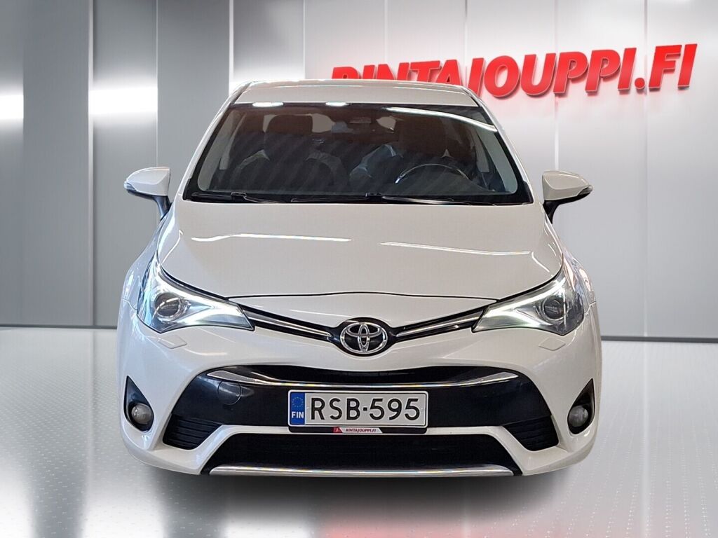 Toyota Avensis 2015 Valkoinen